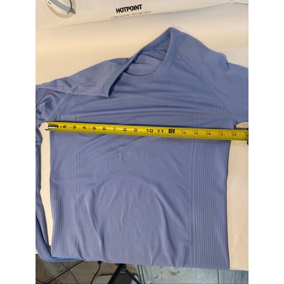 OLD NAVY | fluid seamless fitted top | athletic | Medium | periwinkle | long sle - Picture 8 of 9